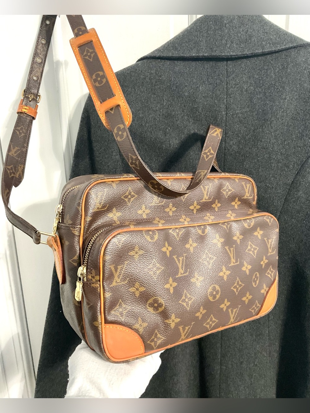 ✅AUTHENTIC LV Monogram SHOULDER Bag UNISEX SHOULDER LOUIS VUITTON